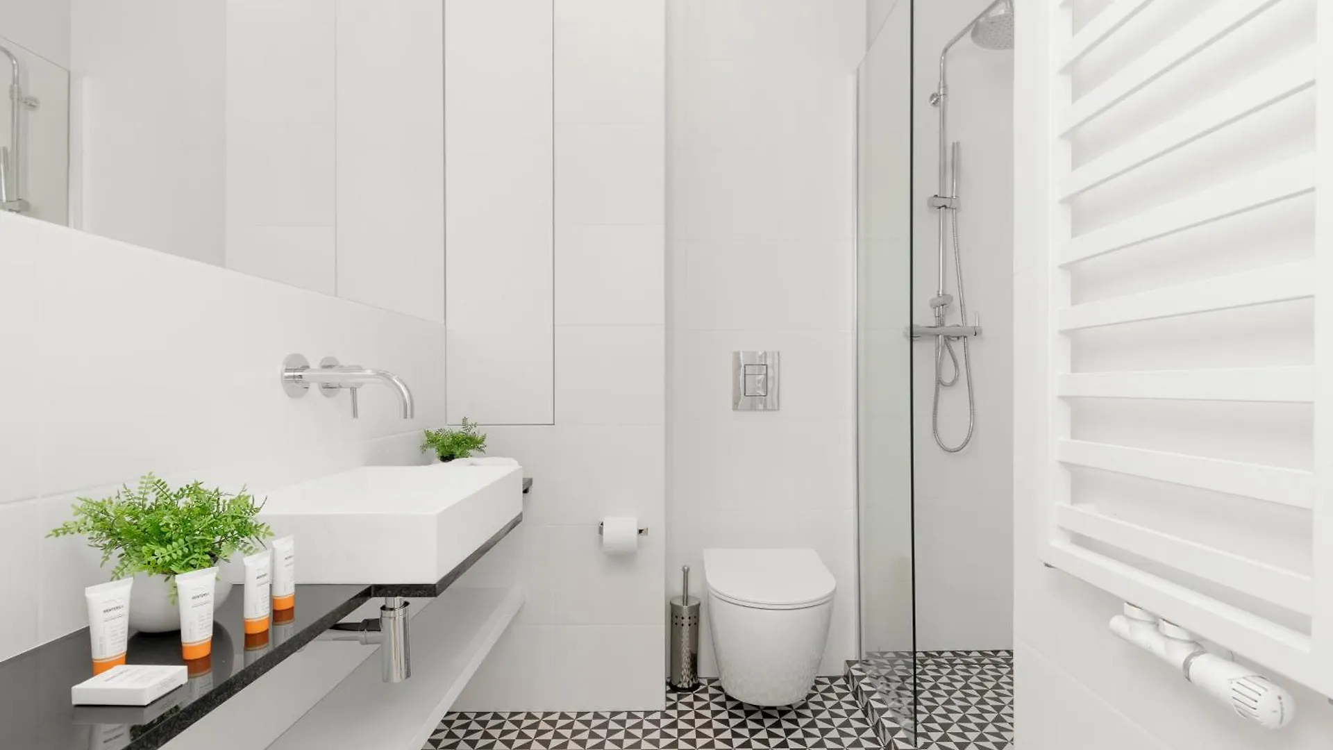 Amazing Spacious Apartments In Warsaw City Center By Noclegi Renters Poland