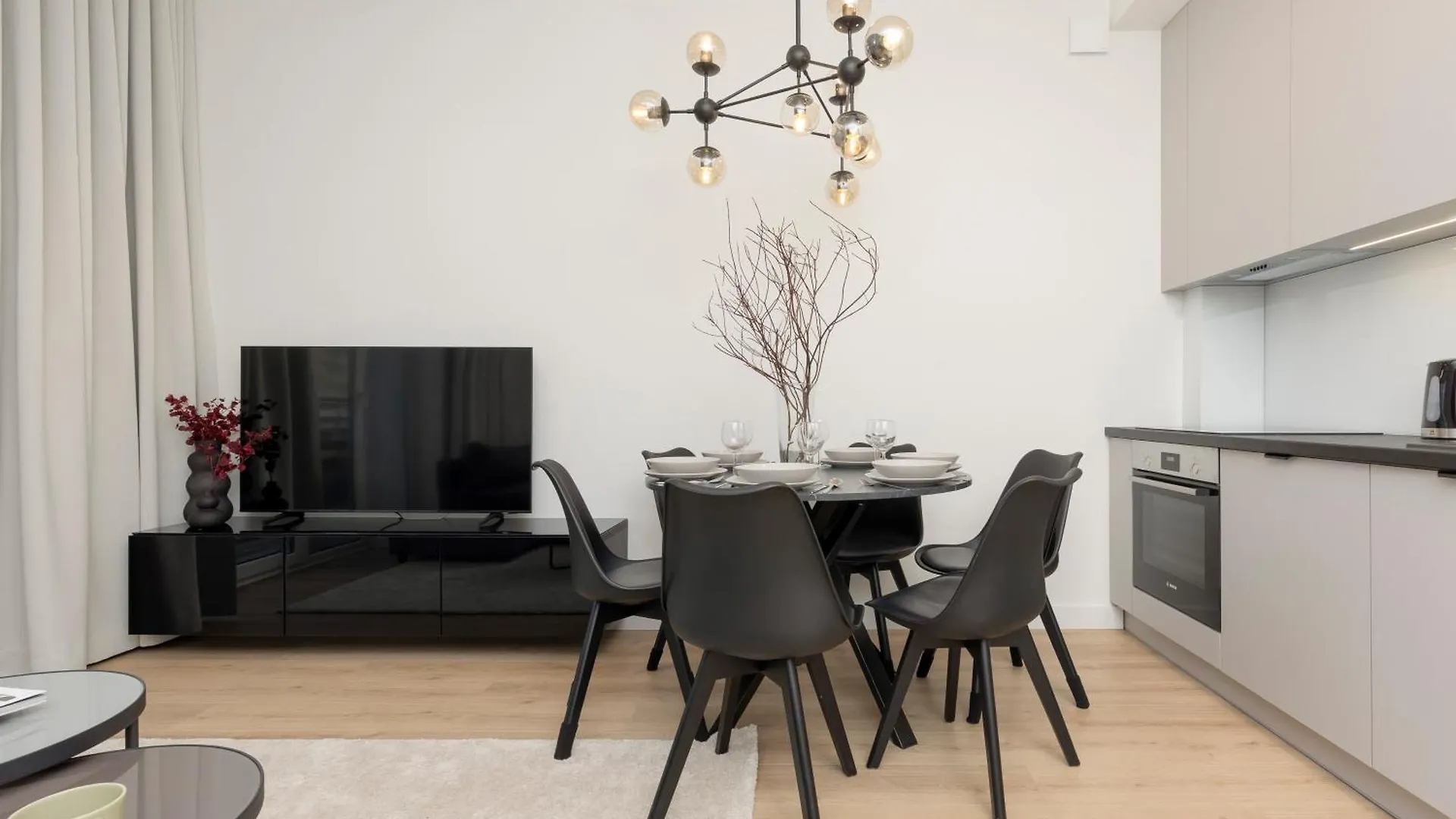 Amazing Spacious Apartments In Warsaw City Center By Noclegi Renters Poland