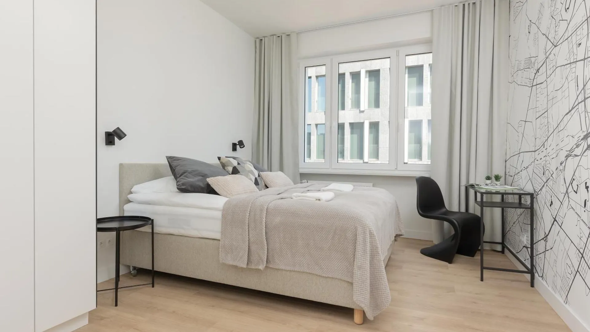 Amazing Spacious Apartments In Warsaw City Center By Noclegi Renters